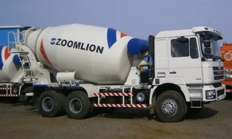 Автобетоносмеситель Автобетоносмесителя Zoomlion WP10.336 в аренду с оператором