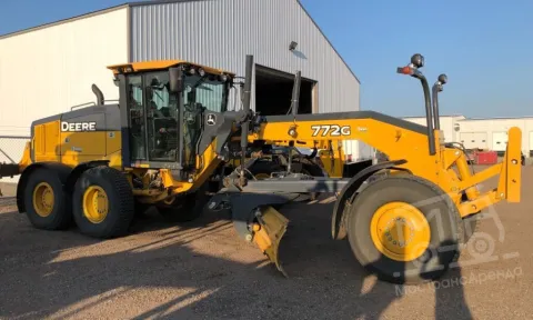 Автогрейдер John Deere 772G 19,5 т