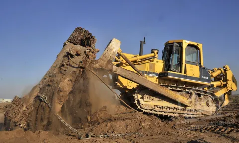 Бульдозер Komatsu d155a в аренду с оператором
