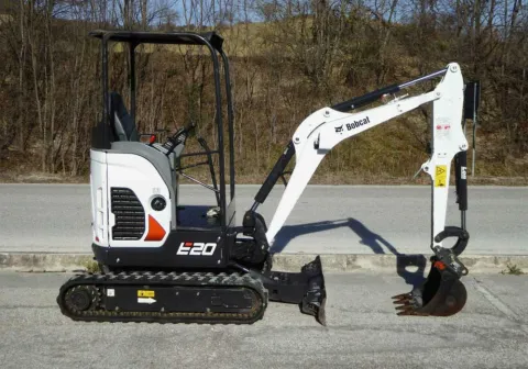 Мини-экскаватор Bobcat E20