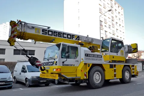 Автокран Liebherr LTM 1040-2.1 40 т в аренду с оператором