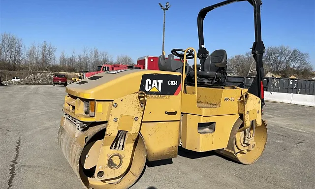 Аренда грунтового катка Ammann AC 120 в Москве