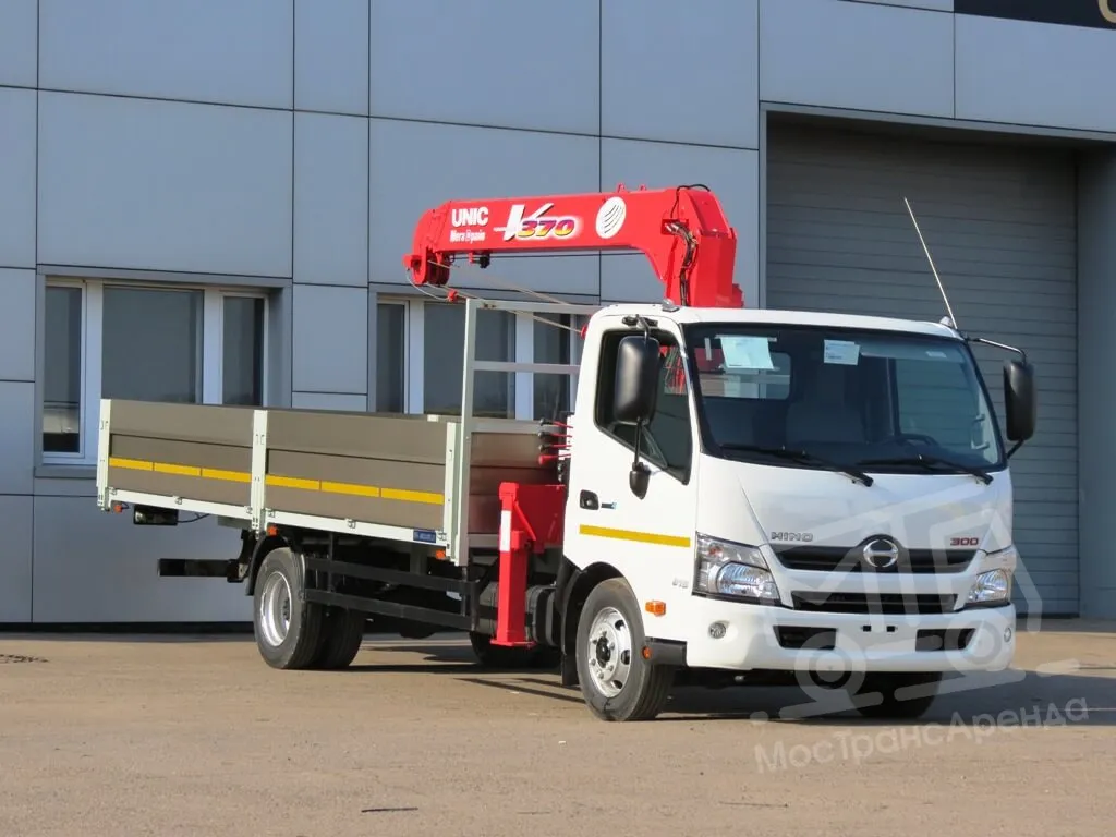 Аренда манипулятора Hino 300 3т/5т в Москве