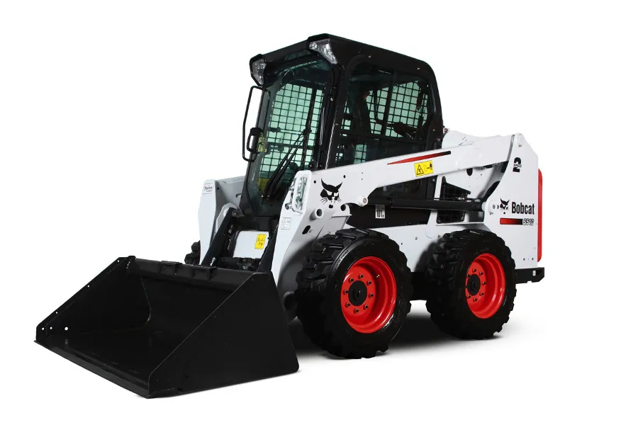 Аренда мини-погрузчика Bobcat S175 в Москве