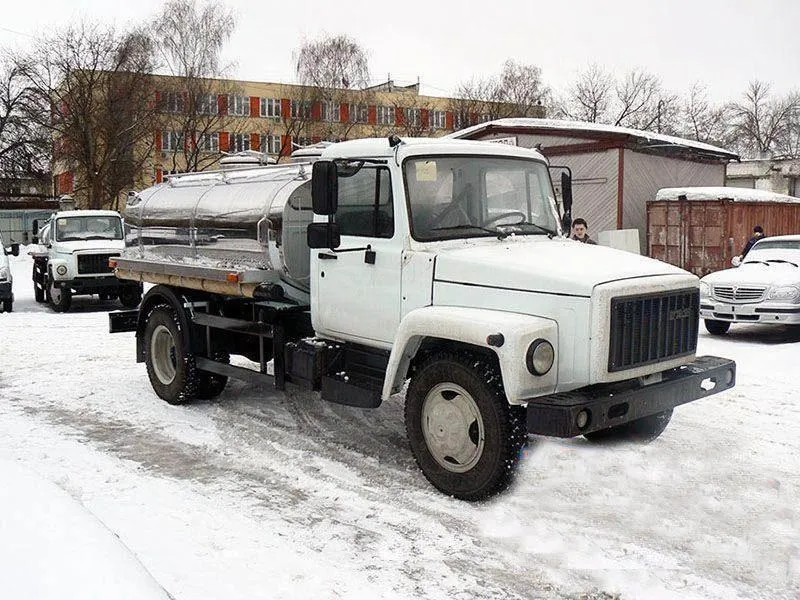 Аренда водовоза ГАЗ-3309 7 кубов в Москве