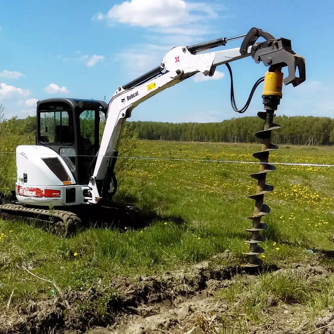 Аренда ямобура BOBCAT 430 в Москве
