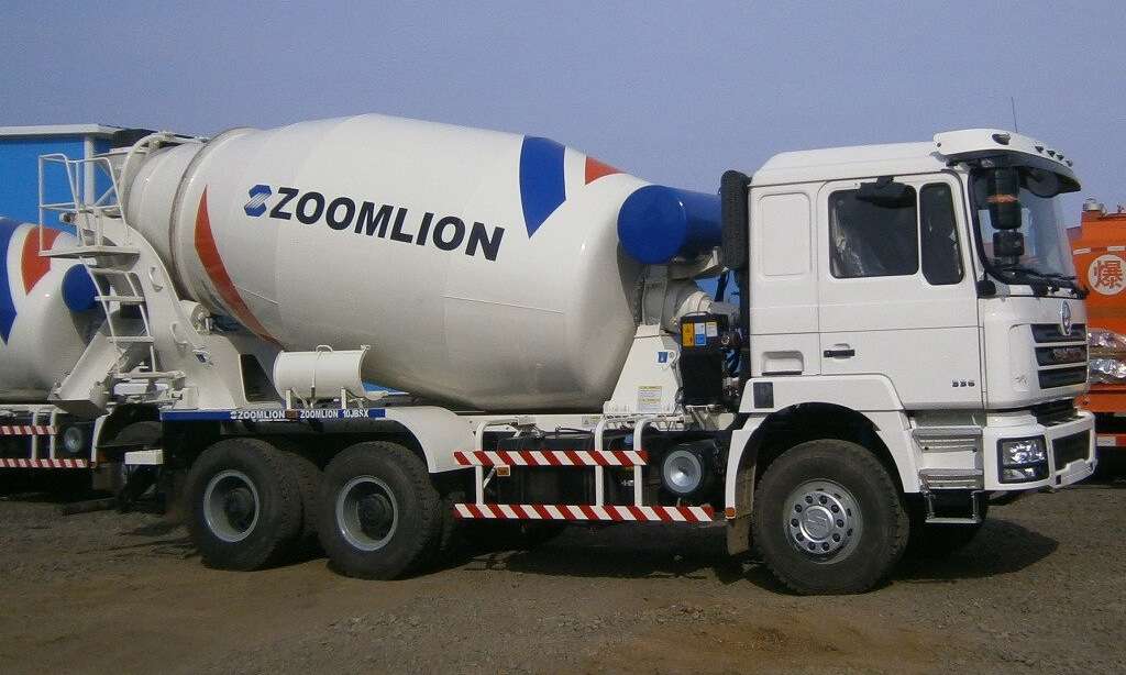 Автобетоносмеситель Автобетоносмесителя Zoomlion WP10.336 в аренду с оператором