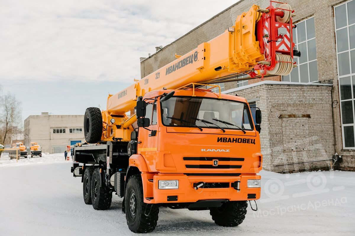Автокран Ивановец - 32 тонны в аренду с оператором