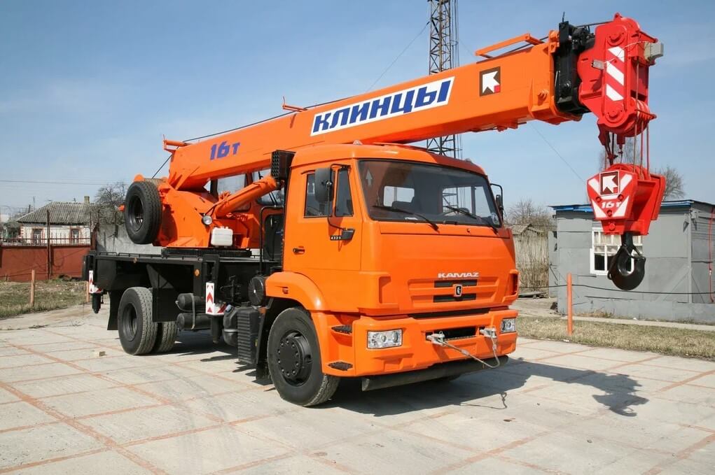 Автокран 16 тонн «Клинцы» в аренду с оператором