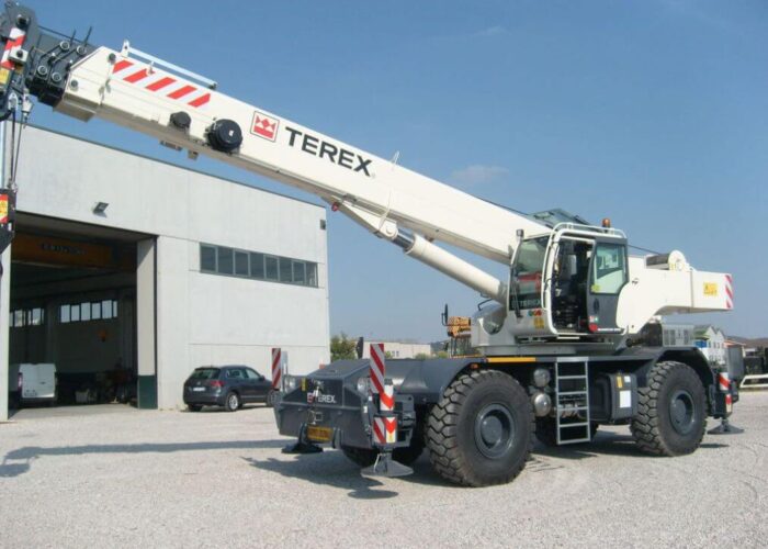 Автокран TEREX RT 1070 в аренду с оператором