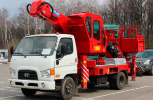 Автовышка Hyndai Sky 280S 28м в аренду с оператором
