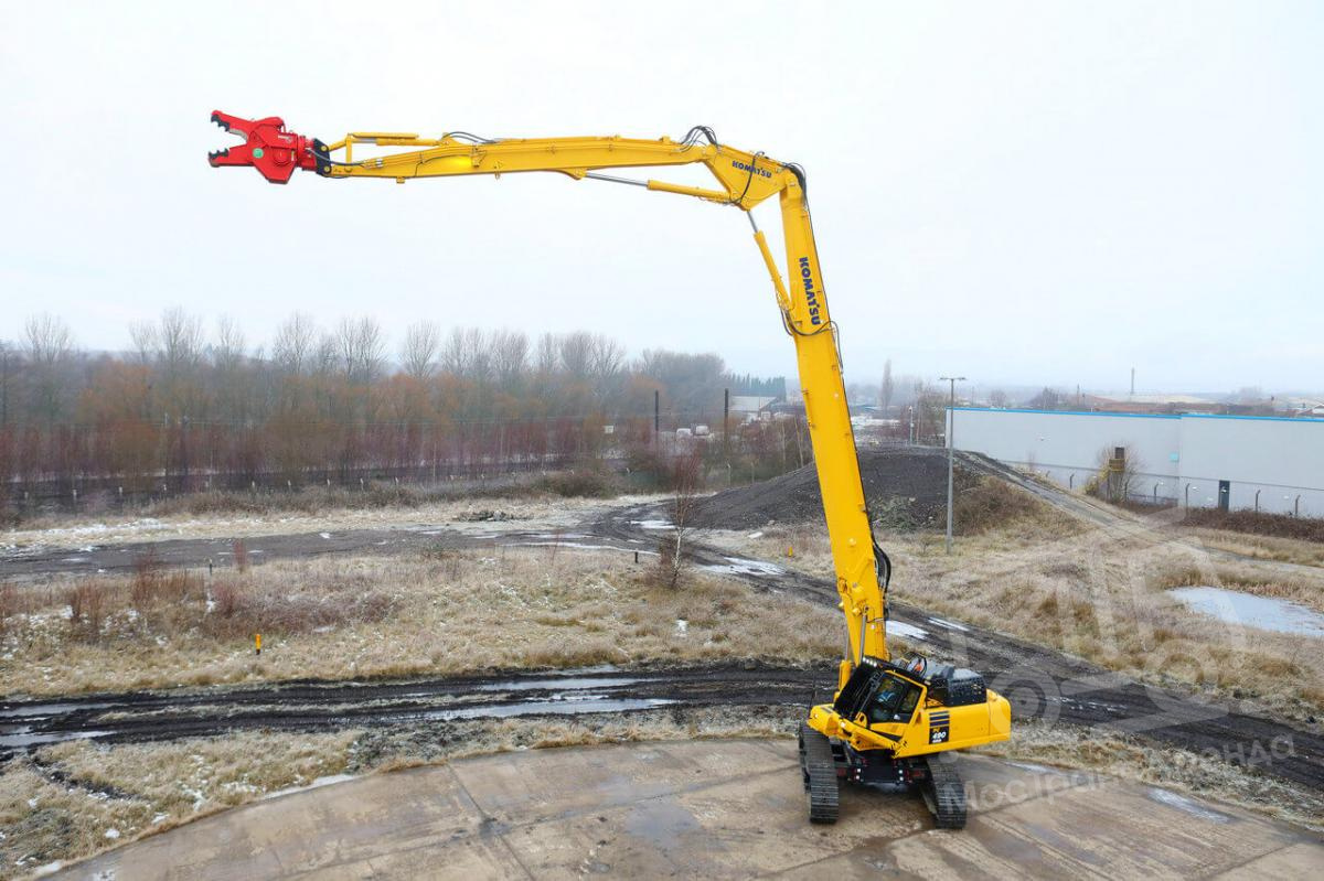Экскаватора-разрушителя Komatsu PC450HD-8 в аренду с оператором
