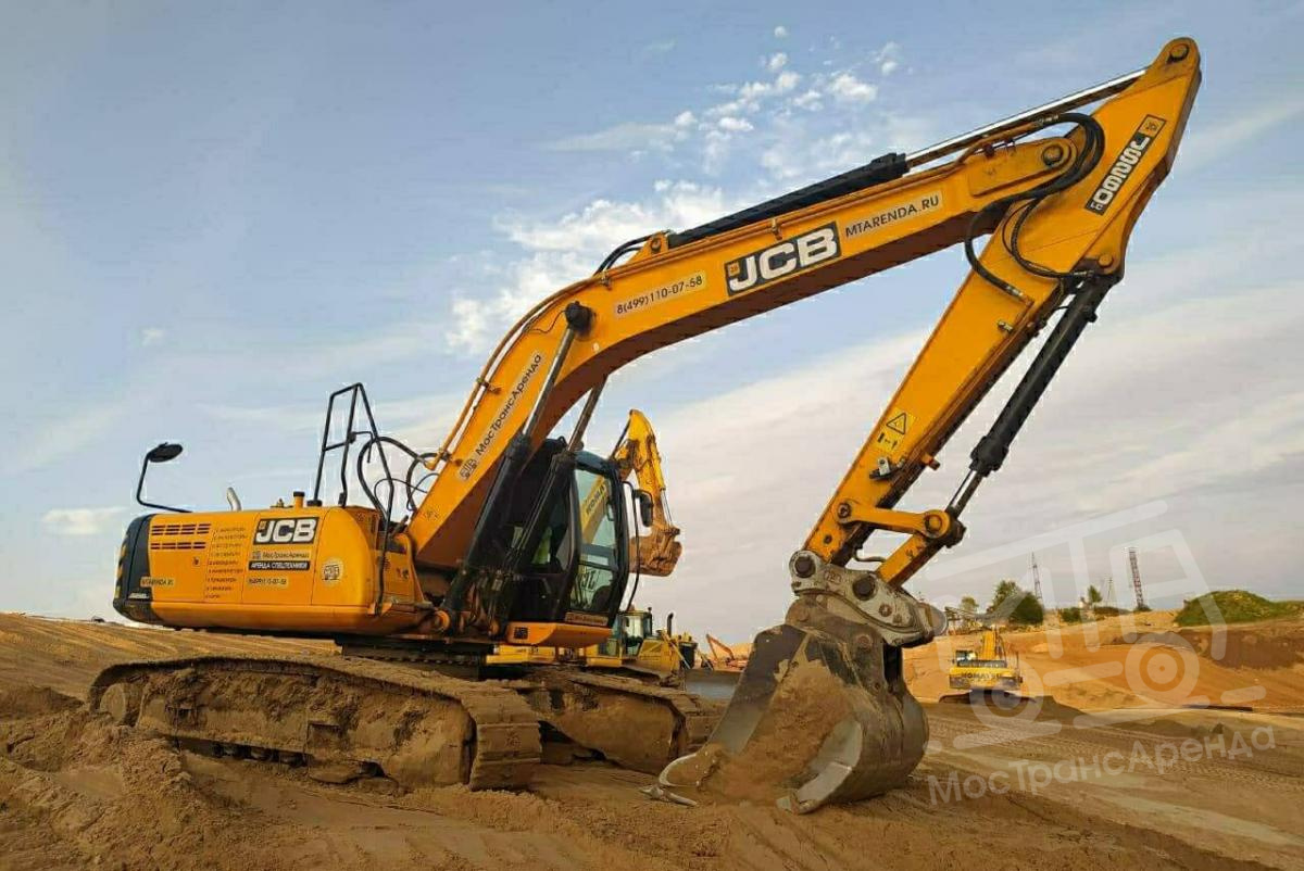 Гусеничный экскаватор JCB JS 260 в аренду с оператором