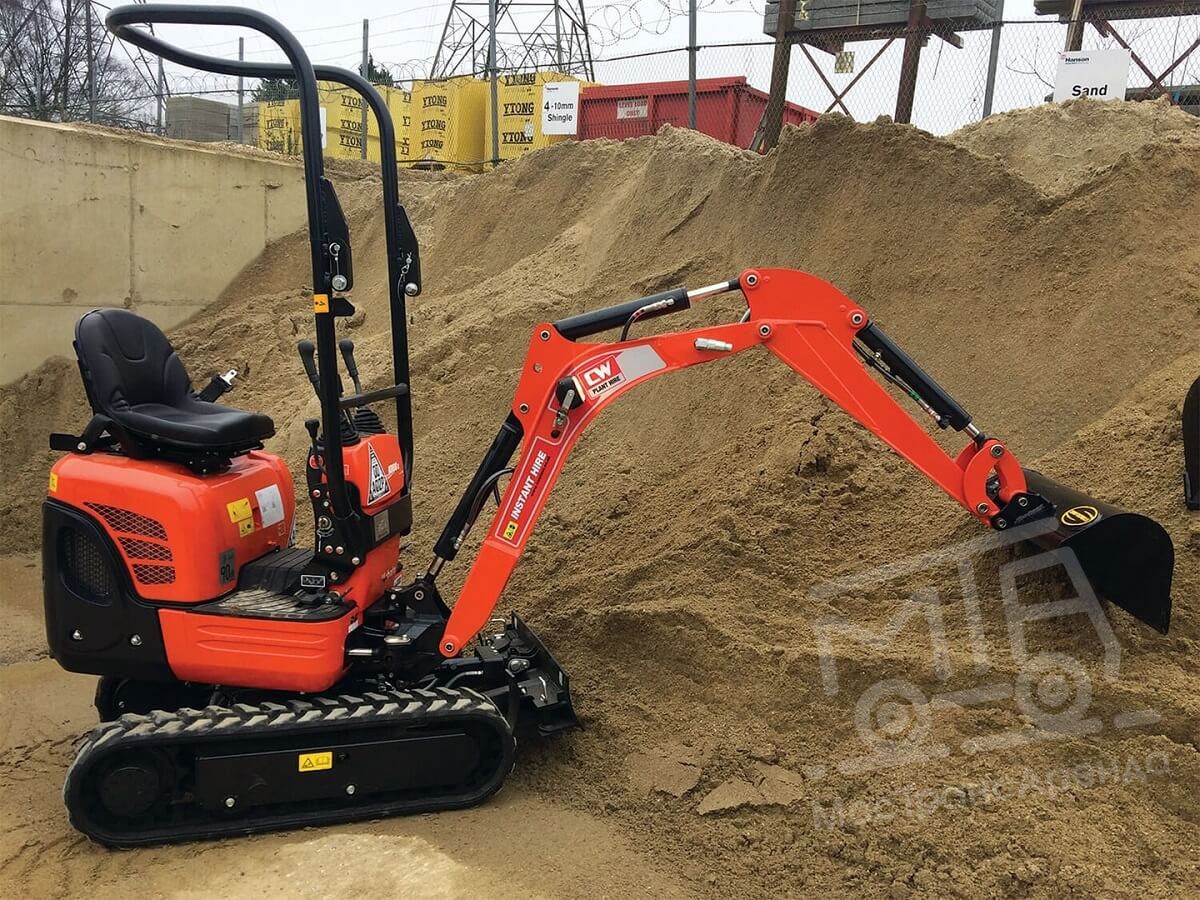 Kubota k008 5 в аренду с оператором