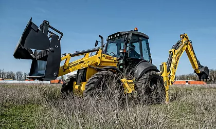 Экскаватор-погрузчик Нью Холланд (New Holland) в аренду с оператором