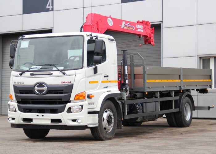 Манипулятор HINO 500 в аренду с оператором