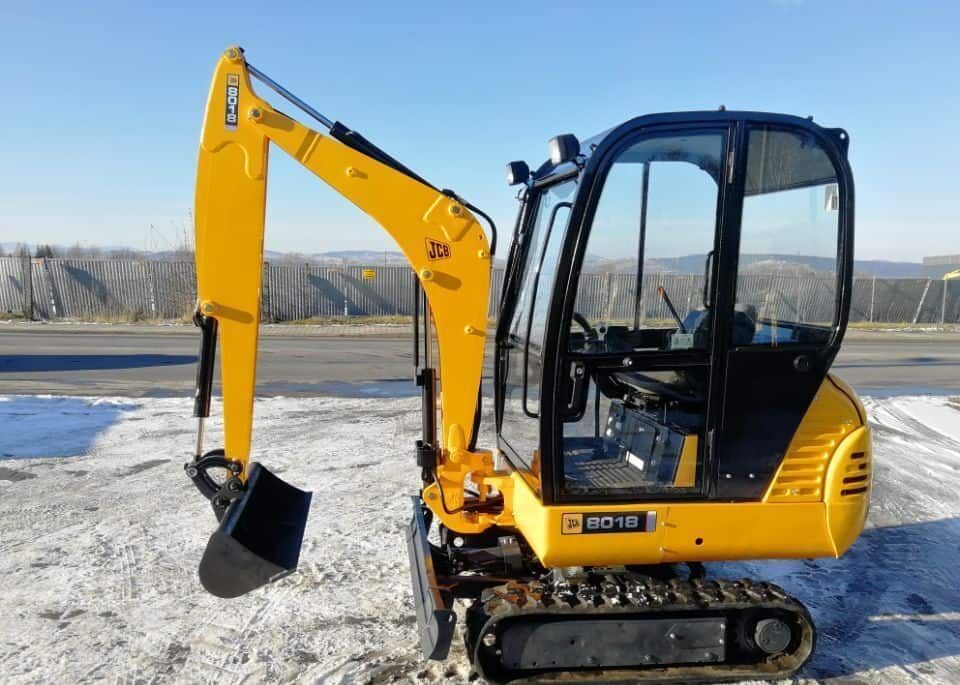 Мини-экскаватор JCB 8018 в аренду с оператором