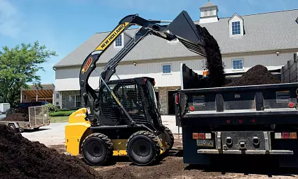 Мини-погрузчик New Holland (Нью Холланд) в аренду с оператором