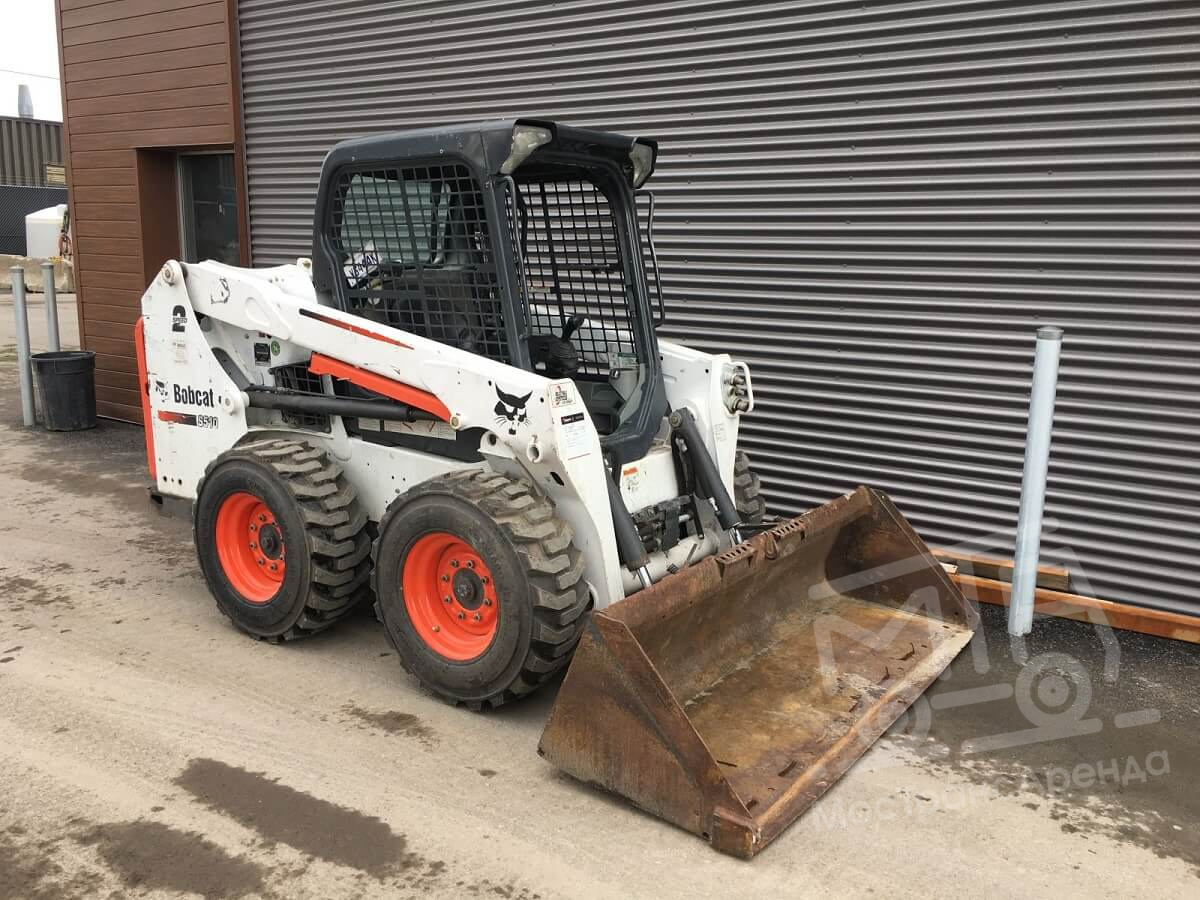 Мини-погрузчик Bobcat S510 в аренду с оператором