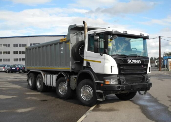 Самосвал SCANIA P400 в аренду с оператором