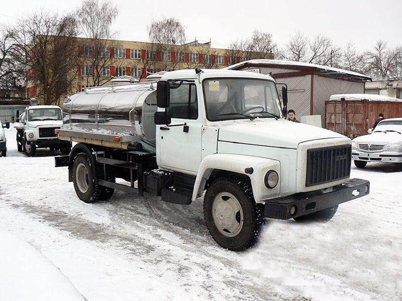 Водовоза ГАЗ-3309 7 кубов в аренду с оператором